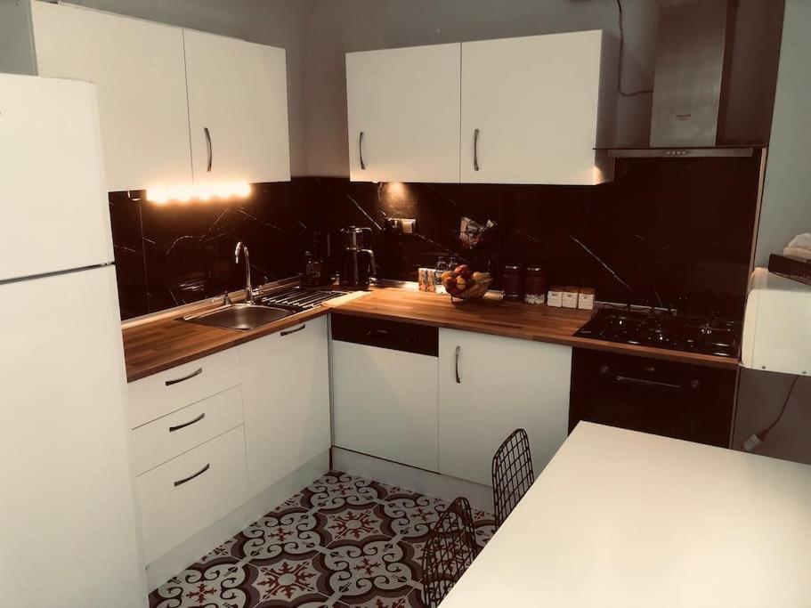 안탈리아 Helios House 아파트 외부 사진